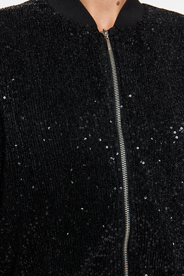 Trendyol Collection Schwarze Bomberjacke aus gestrickten