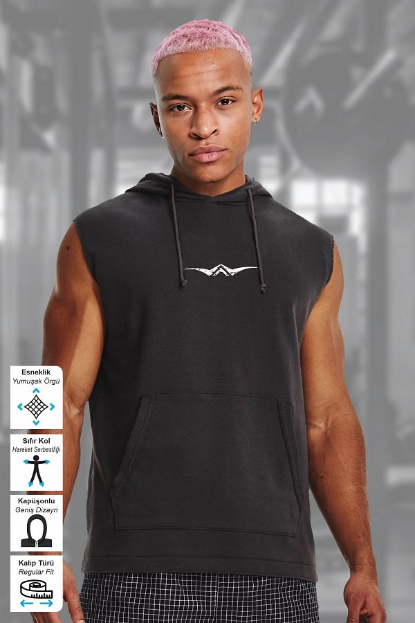 Hooded sports top top