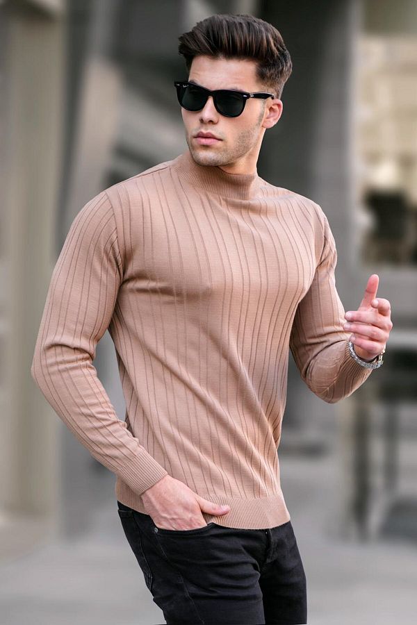 Half turtleneck sweater top