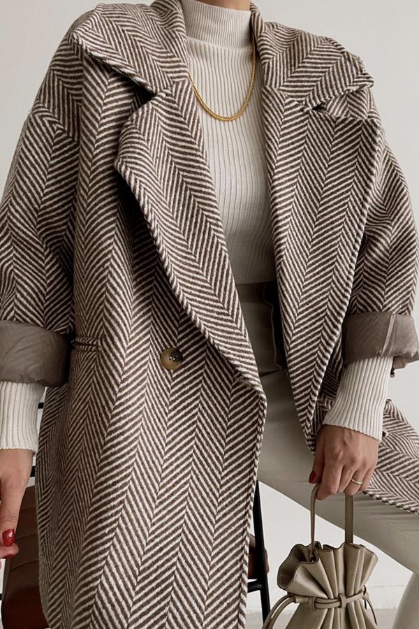 Suzi butik-Brown Cream Color Fish Back Patterned Oversize Standard Size Lined Short Coat 1