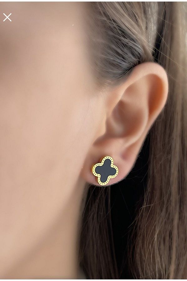 Van cleef clover earrings top