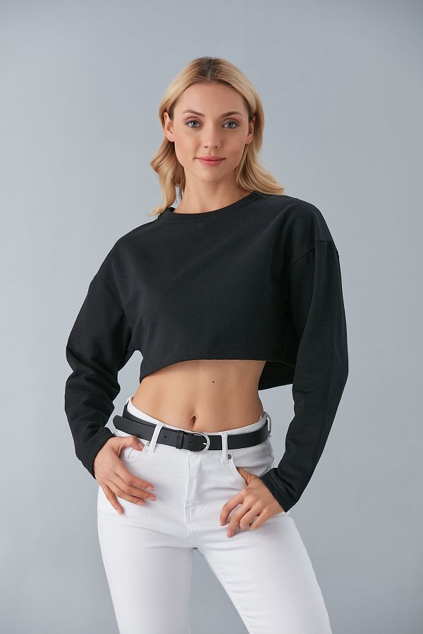 Cropped black crew neck on sale