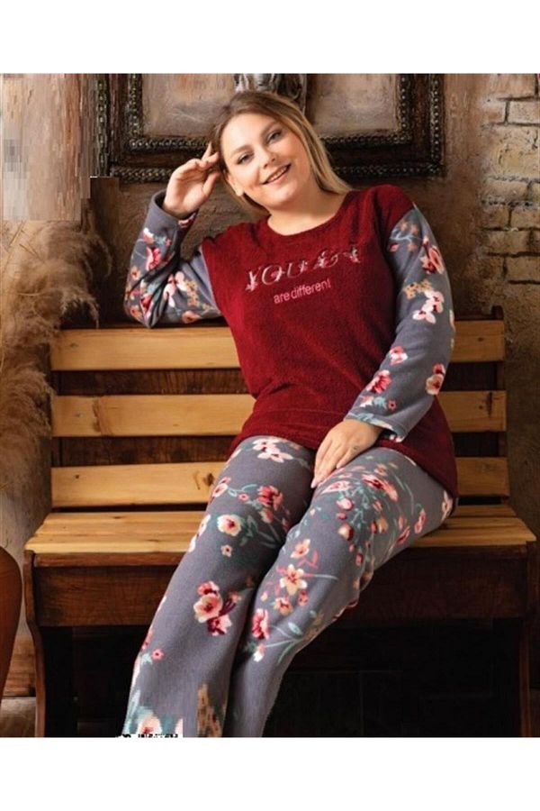 CAL A Women s Battal Plus Size Long Sleeve Fleece Pajama Set