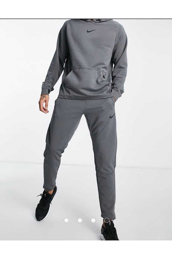 Nike relaxed fit sweatpants top