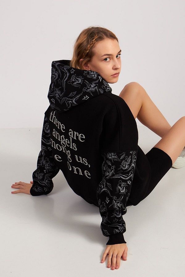 N CE Women s Oversize Hooded Black Hoodie Sweatshirt Thick Winter Fabric with Print Detail Trendyol