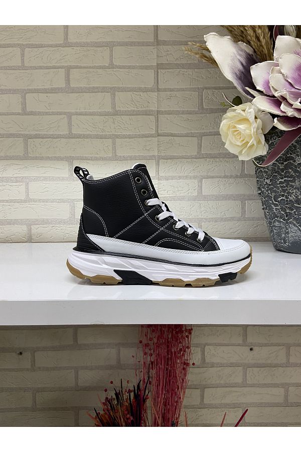 Ankle length sports shoes for womens discount