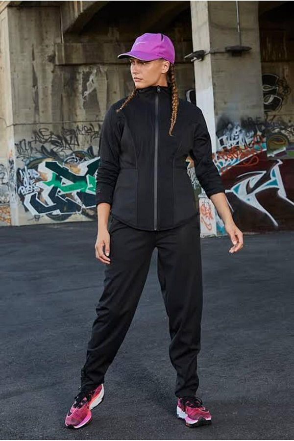 Nike sports runner windbreaker on sale