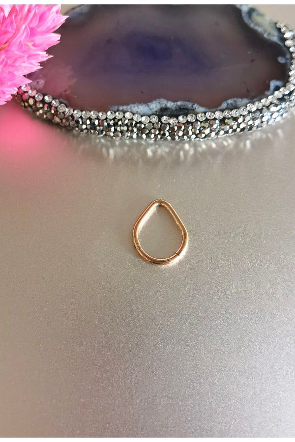Rose gold smiley piercing store