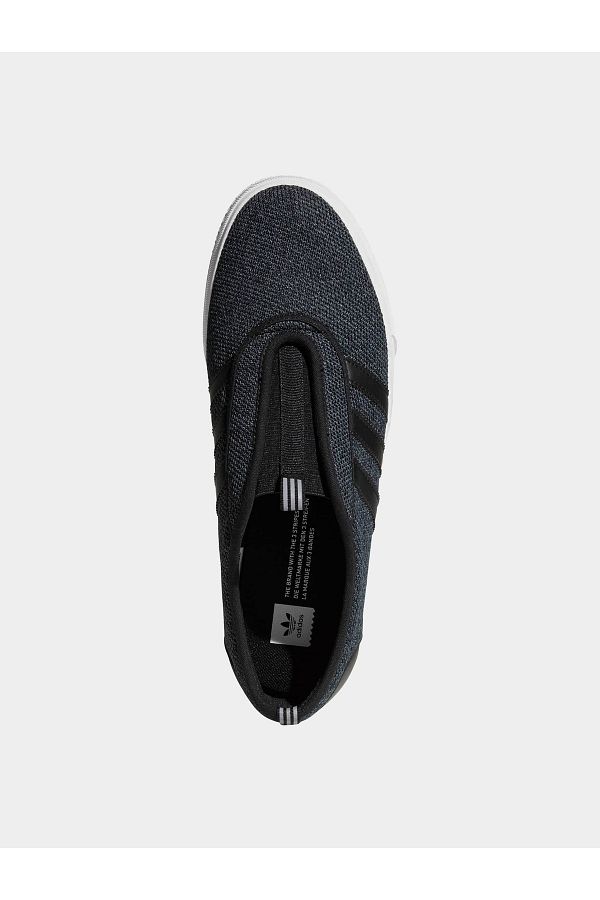 Adidas kung fu top