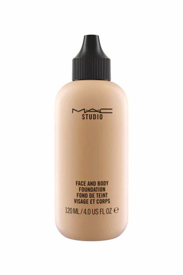 M.A.C-Studio Face and Body Foundation C3 - 120 ml Foundation M.A.C. Cosmeto 1