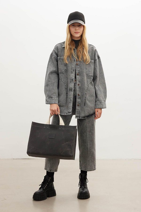 Manuka-Große Canvas-Tasche mit Wascheffekt in Schwarz 1