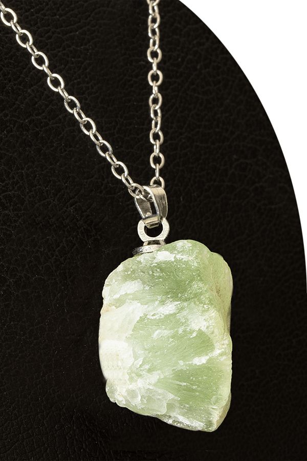 Necklace deals jade stone