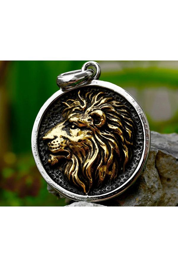 King lion pendant top