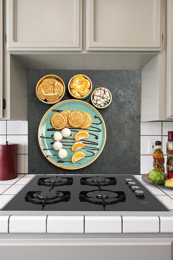 Tilki Dünyası-Coconut Cookies And Orange Sticker Behind The Kitchen Stove 1