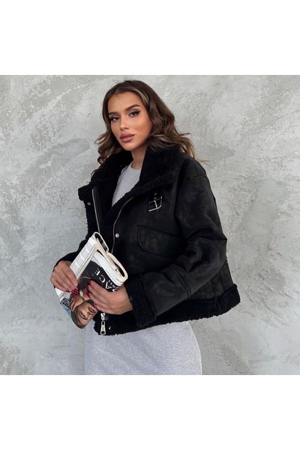 Esr Moda Women s Black Inside Cream Woolen Sleeve Wool Detailed Plush Biker Jacket Coat with Belt Collar and Pocket Detail Trendyol