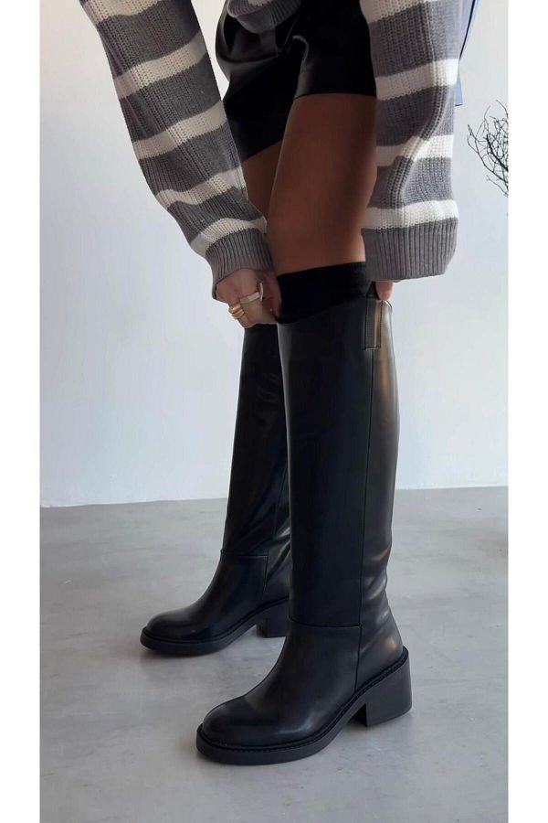 selinshoes Rowena Heeled Women s Riding Boots BLACK Trendyol