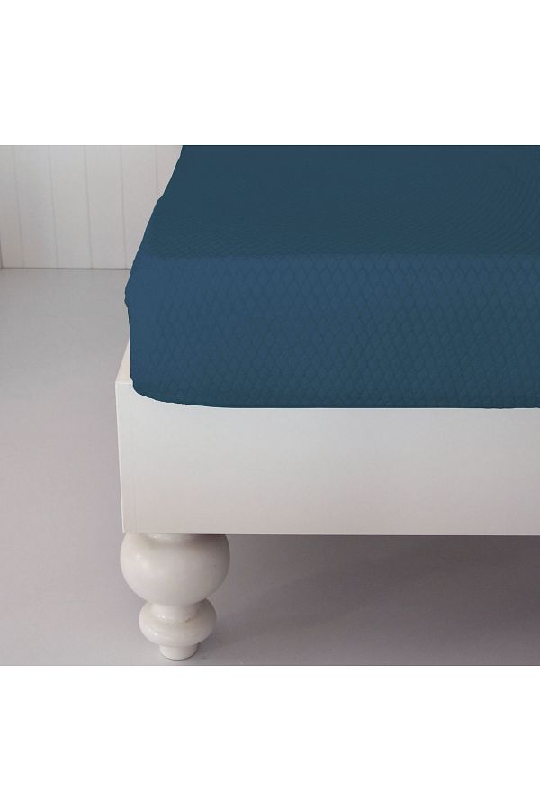 Lucy and Home-Elastic Towel Sheet Diamond Patterned 1