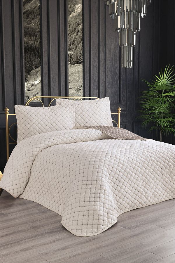 My Bed Home Collection-مجموعة مفارش سرير مكونة من 3 قطع من سلسلة جاكار مبطنة 1