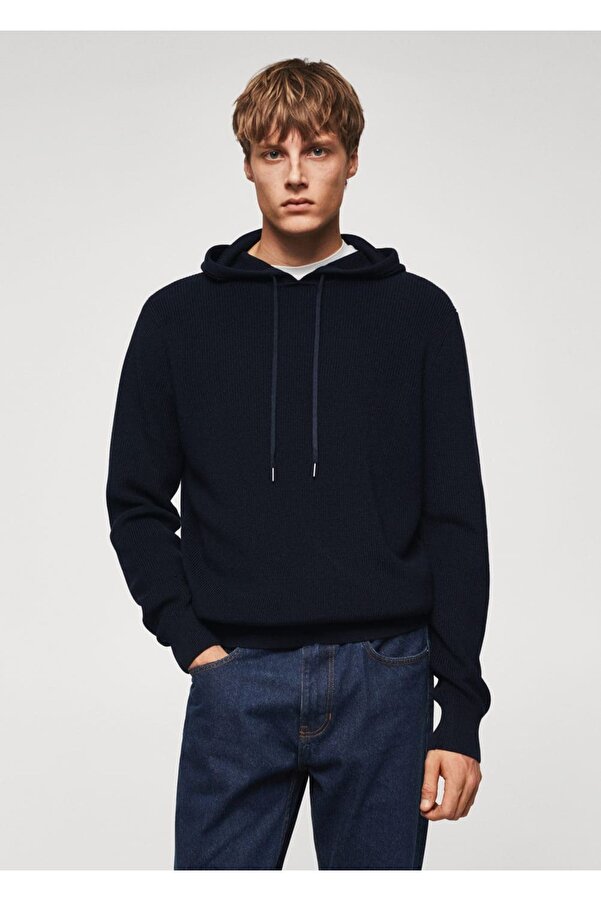 MANGO Man Gemusterter Pullover mit Kapuze- Trendyol