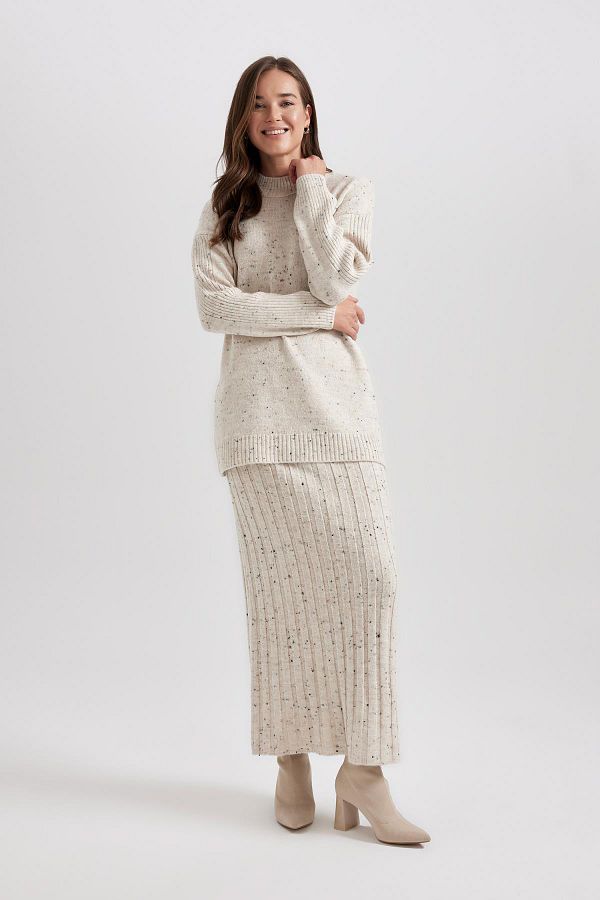 DeFacto-Regular Fit Flexible Waisted Basic Plain Maxi Knitwear Skirt B0090Ax23Wn 1