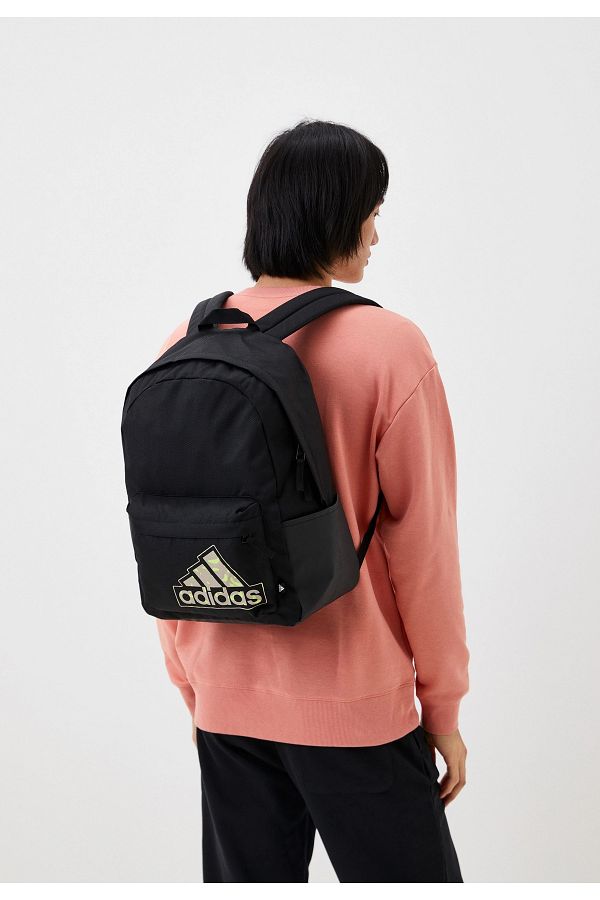adidas-حقيبة ظهر رياضية سوداء من ADIDAS ESSENTIALS HY0732-On7Sports 1