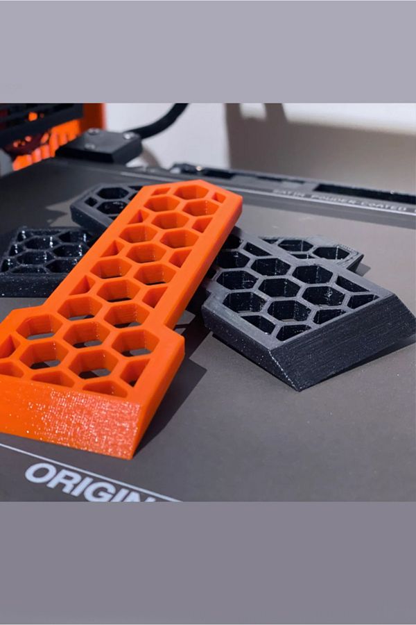 Emr Store-Ice Scraper Natural Plastic Material Ice Scraping Apparatus 1