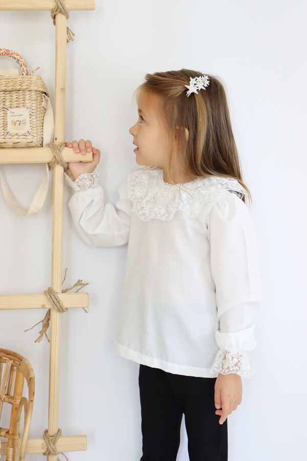Parla Kids Girl's White Lace Detailed Long Sleeve Snap Fastener Blouse  Shirt Body - Trendyol