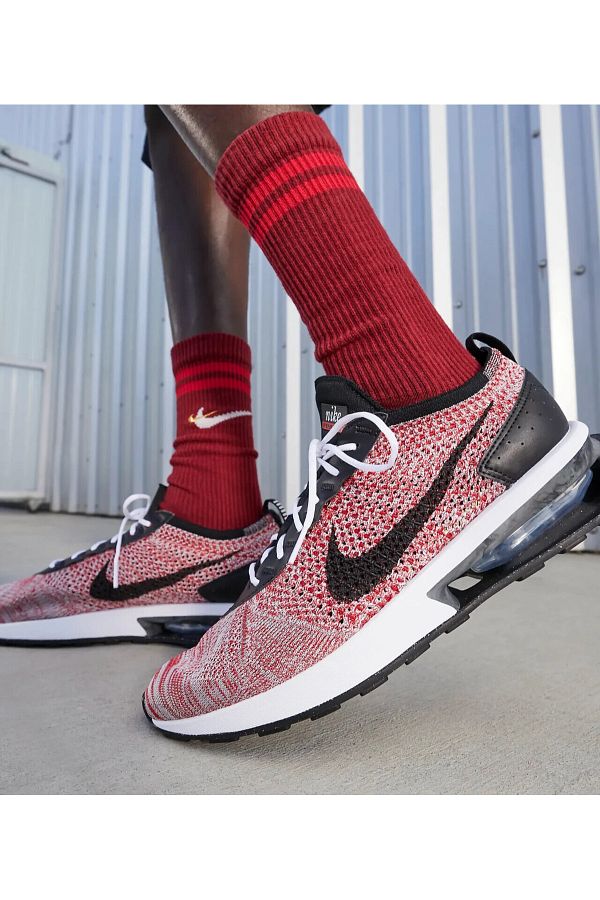 Nike flyknit high top red new arrivals