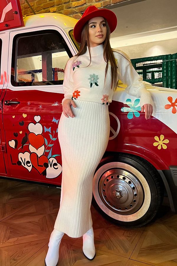 GÜLSELİ-Cream Women's Half Turtleneck Embroidered Knitwear Blouse Dress Double Set 1