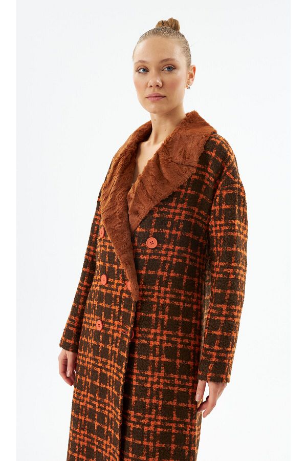 Bubble Checkered Fur Coat Trendyol