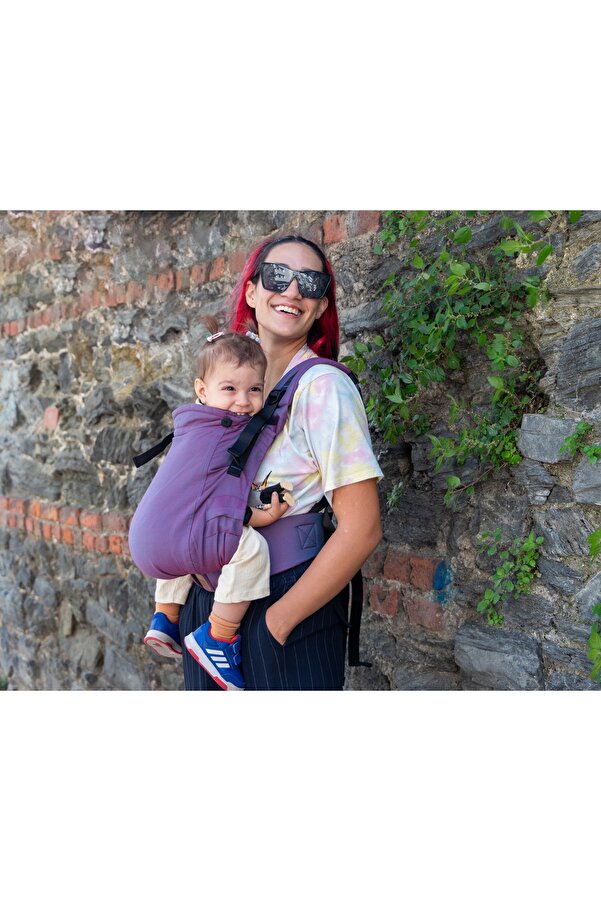 Huggyberry Huggy Plus Toddler Size Carrier - Berry