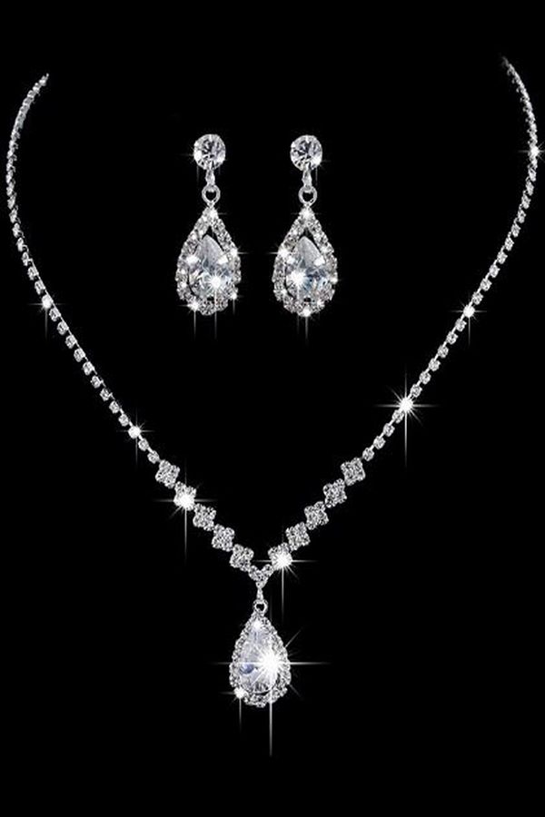 Silver stone store necklace set