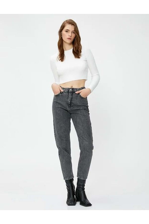 Skinny leg mom jeans online