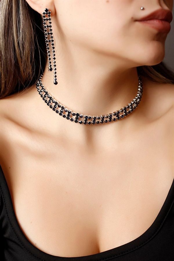 Black stone choker hotsell