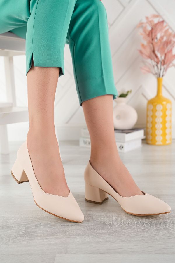 Women's shoes short heels on sale