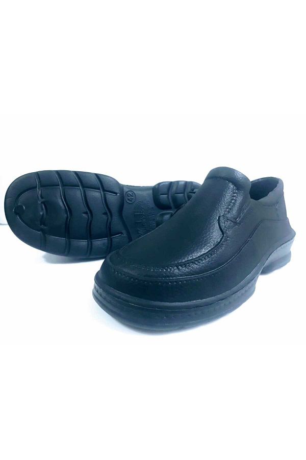 Cheap plastic shoes deals
