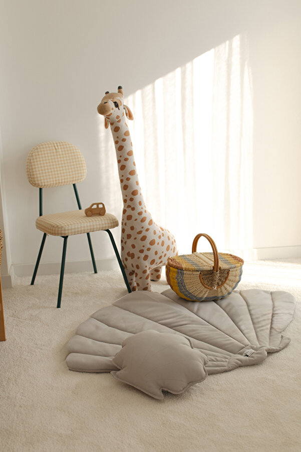 Dear Deer Love Oyun Halısı - Gri Shell - Deniz Kabuğu Minder