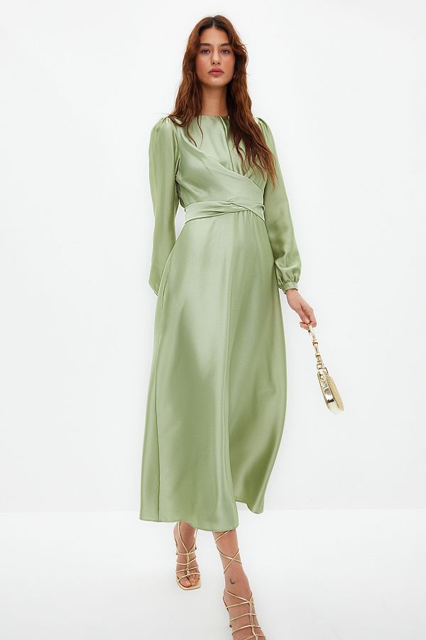 Trendyol Modest-فستان سهرة بتصميم صليب أخضر فاتح ومفصل من الساتان TCTAW22EB0105 1