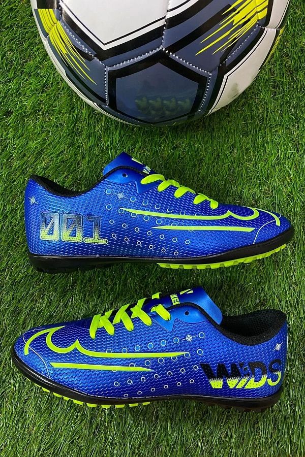 Boys football boots hotsell