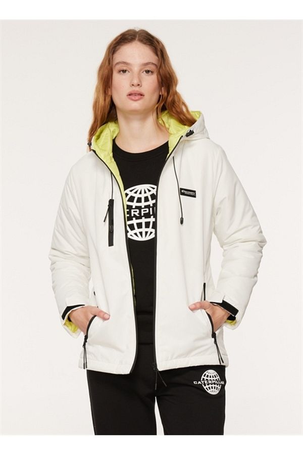 Discovery Expedition D3Wl Mnt14 Model White Women s Hooded Coat Trendyol