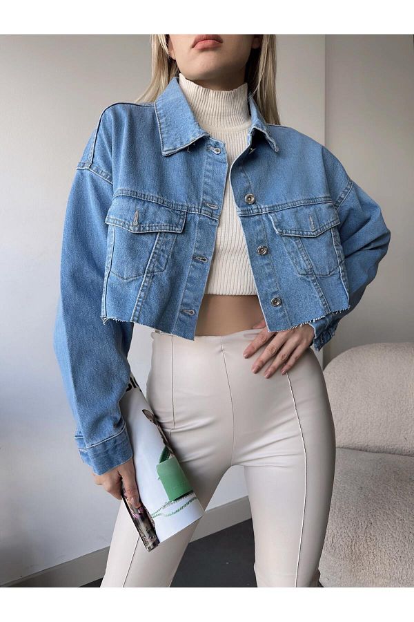 ÇEÇİM-WOMEN'S DOUBLE POCKET LASER CUT CROP DENIM JACKET ZYN-58394 1