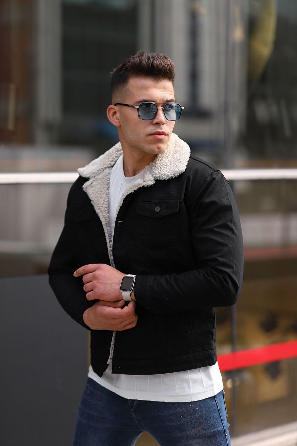 Jacket with fur on the inside shop