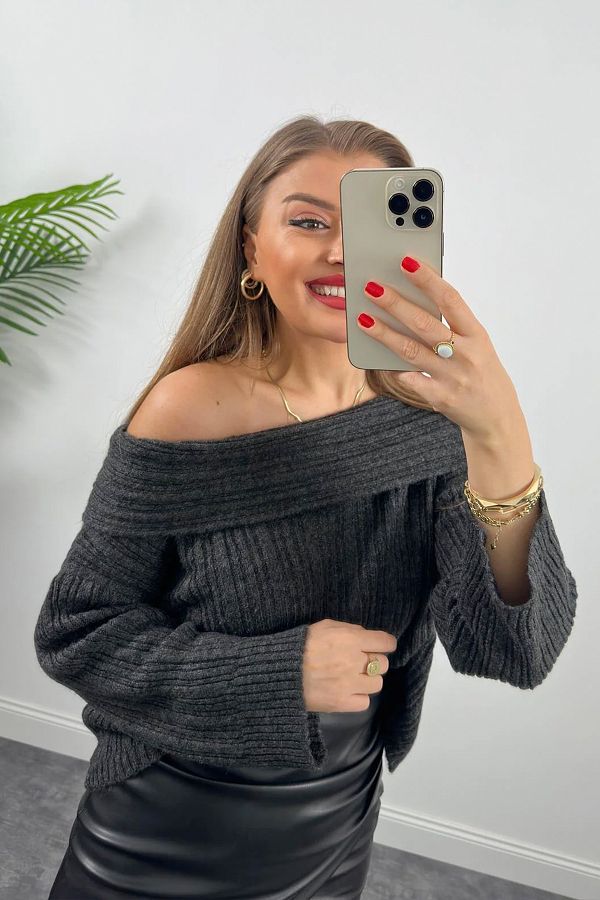 Didem Butik-Anthrazitfarbener Elite-Strickpullover mit Madonna-Kragen, weicher Pullover, vollgeformte Bluse 1