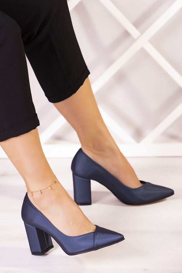 Navy blue satin dress shoes discount