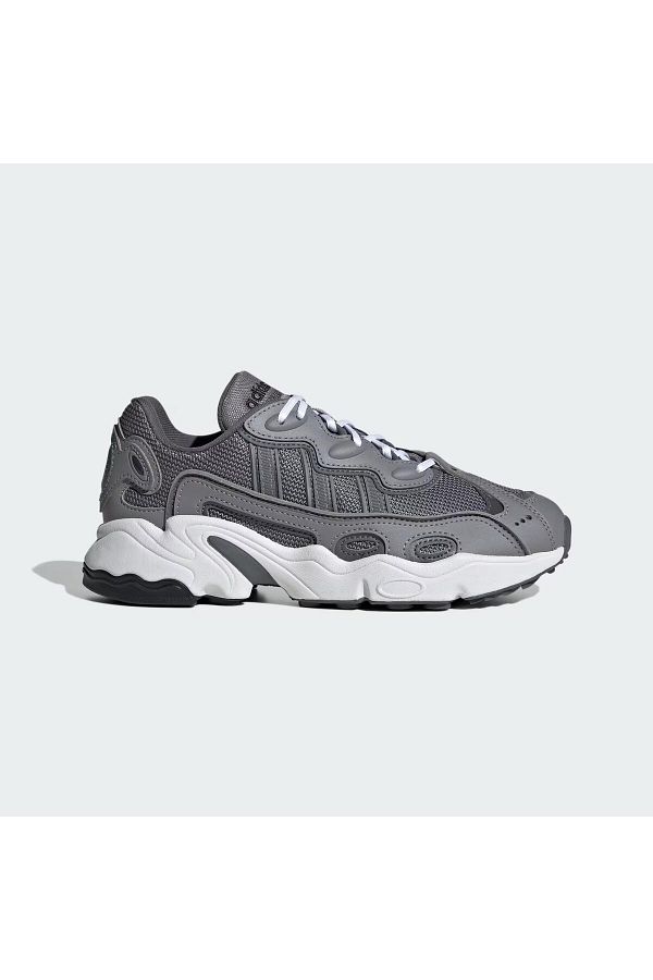 Ozweego og outlet