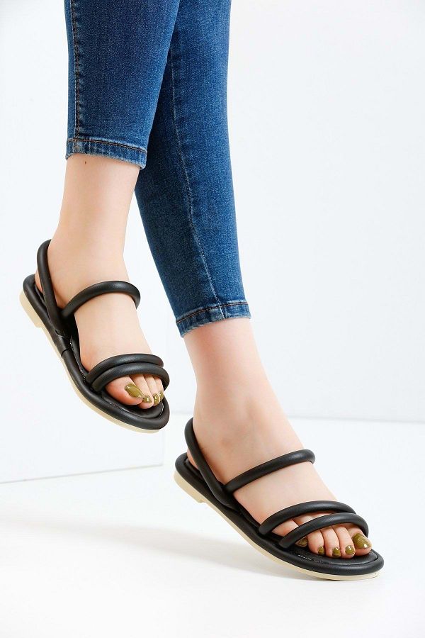 Flexible sole sandals 2025