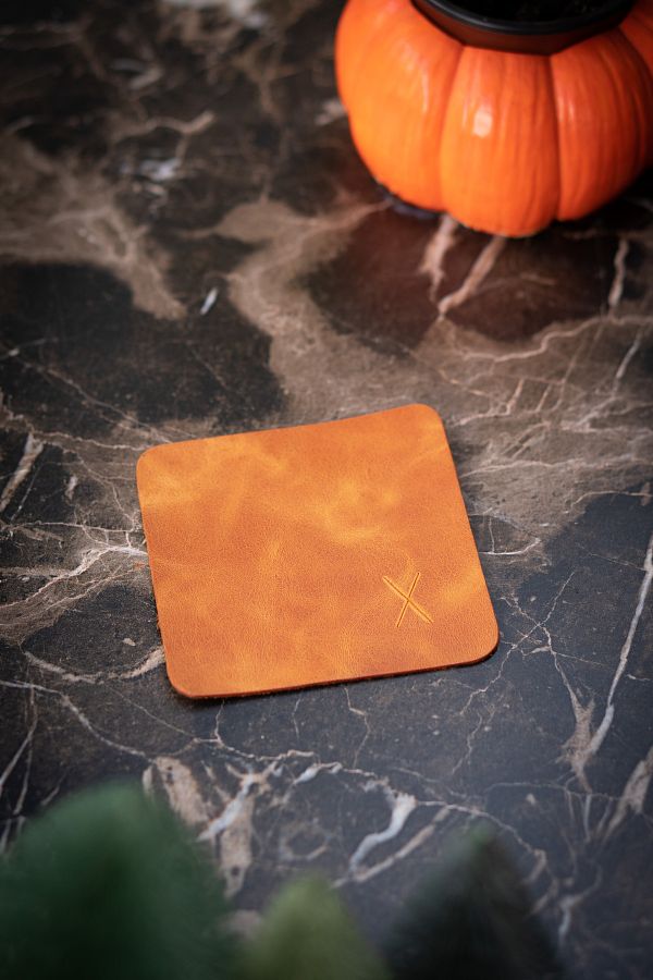 minimal X design-minimal X Coasters 6 pcs - real leather - Camel - minimalist design 1