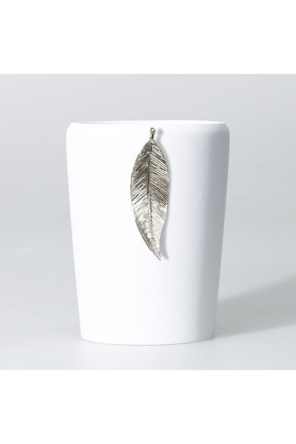 Selim-Leaf Toothbrush Holder White Silver 1