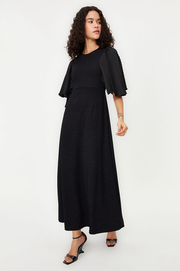 Trendyol Modest-Schwarzes, glitzerndes, elegantes Abendkleid mit Fledermausärmeln TCTSS24DB00042 1