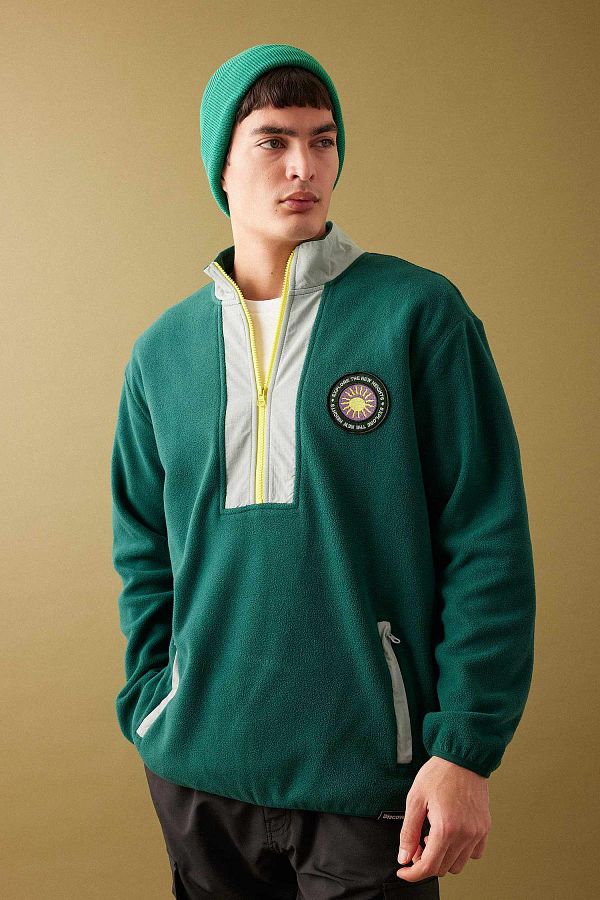 Defacto Discovery Channel Stand Collar Oversize Fleece Sweatshirt B4102ax24sp Trendyol